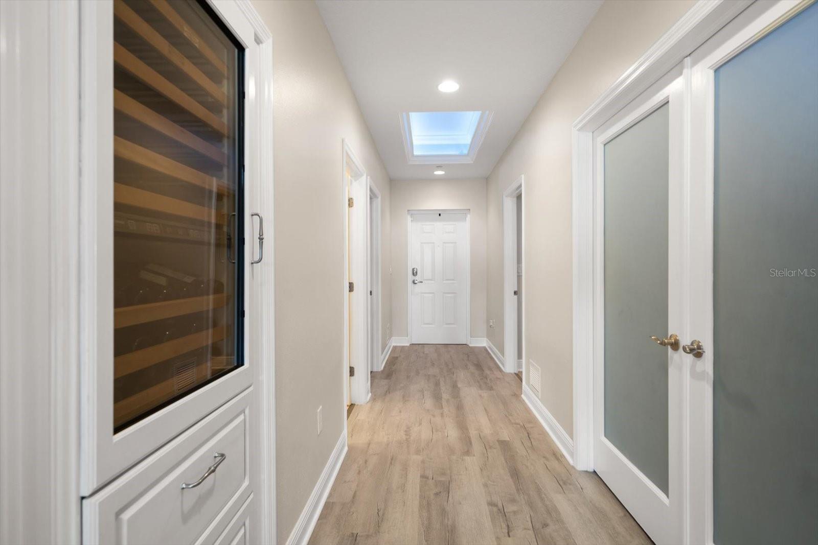 Image 19 of 40 For 17745 Gulf Boulevard 702