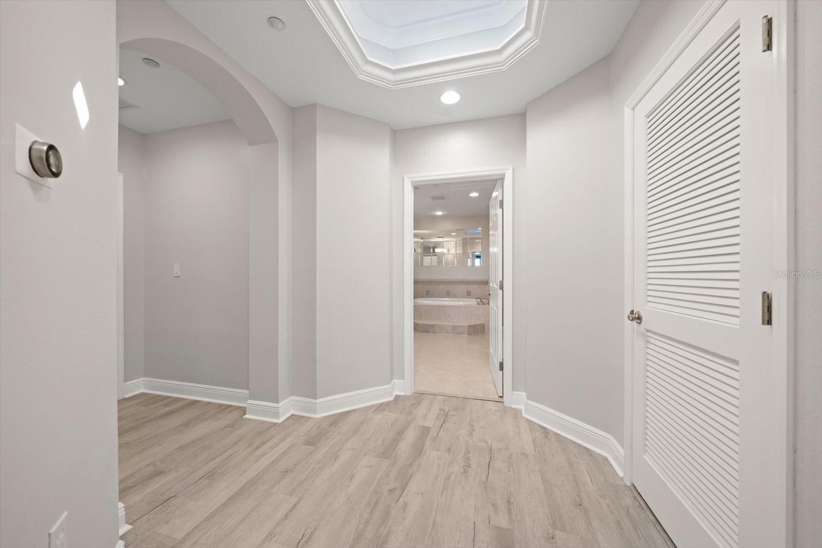 Image 22 of 40 For 17745 Gulf Boulevard 702