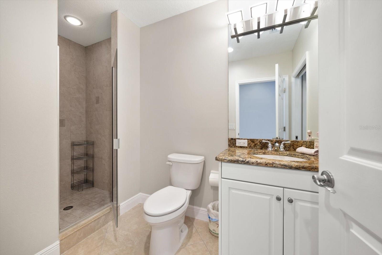 Image 33 of 40 For 17745 Gulf Boulevard 702