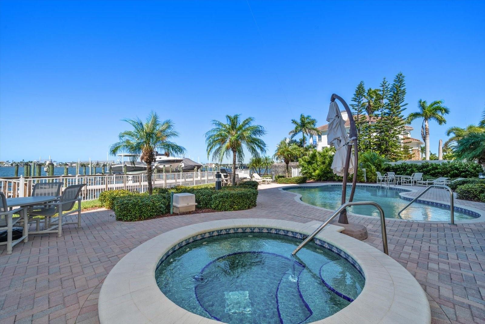 Image 37 of 40 For 17745 Gulf Boulevard 702