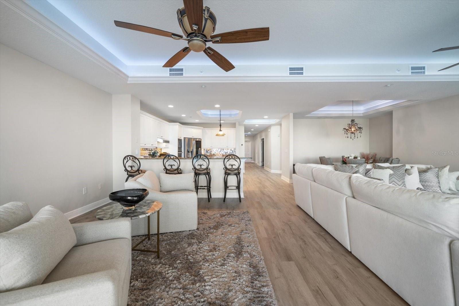Image 8 of 40 For 17745 Gulf Boulevard 702