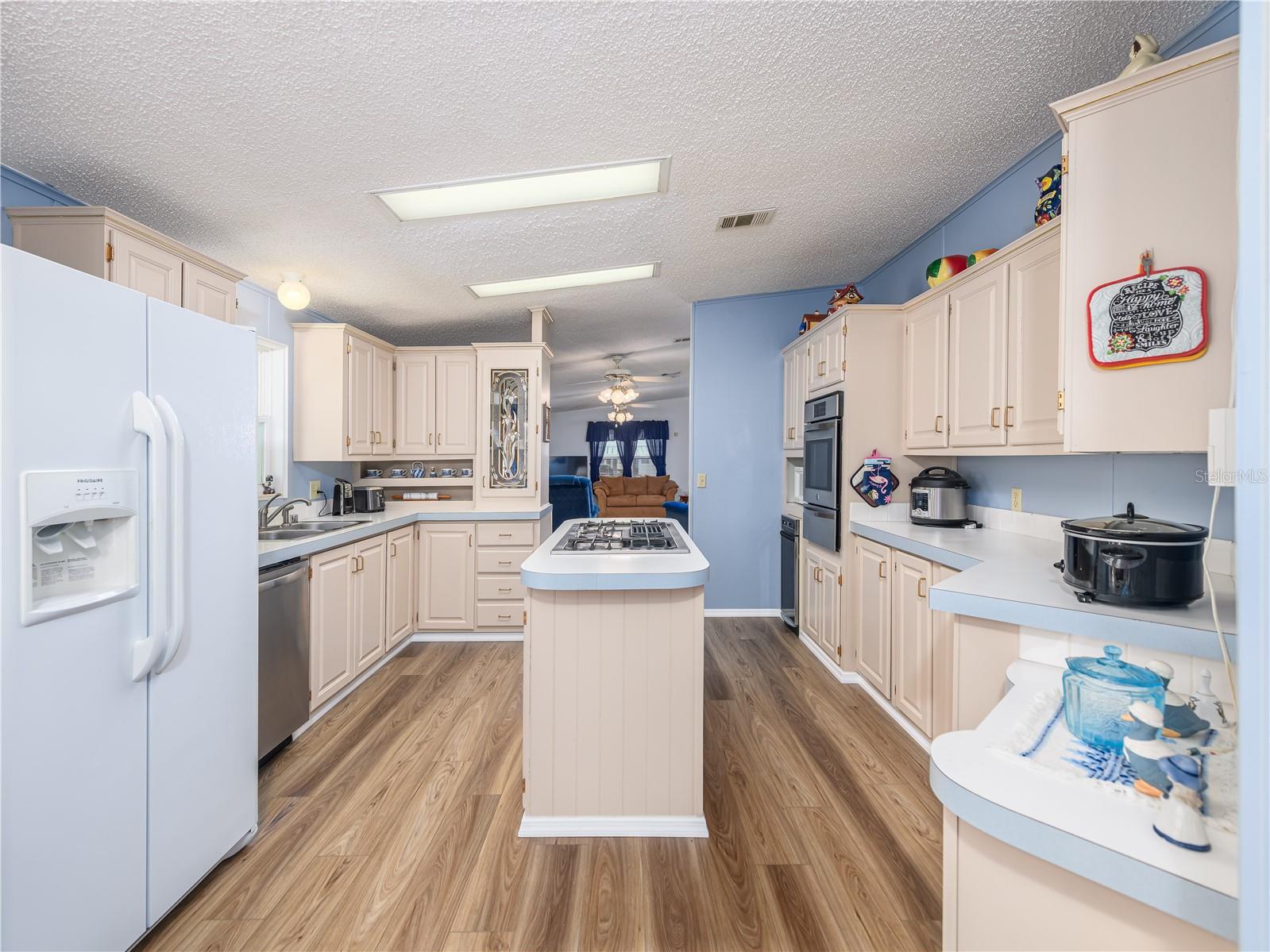 Image 12 of 40 For 4050 Carefree Way