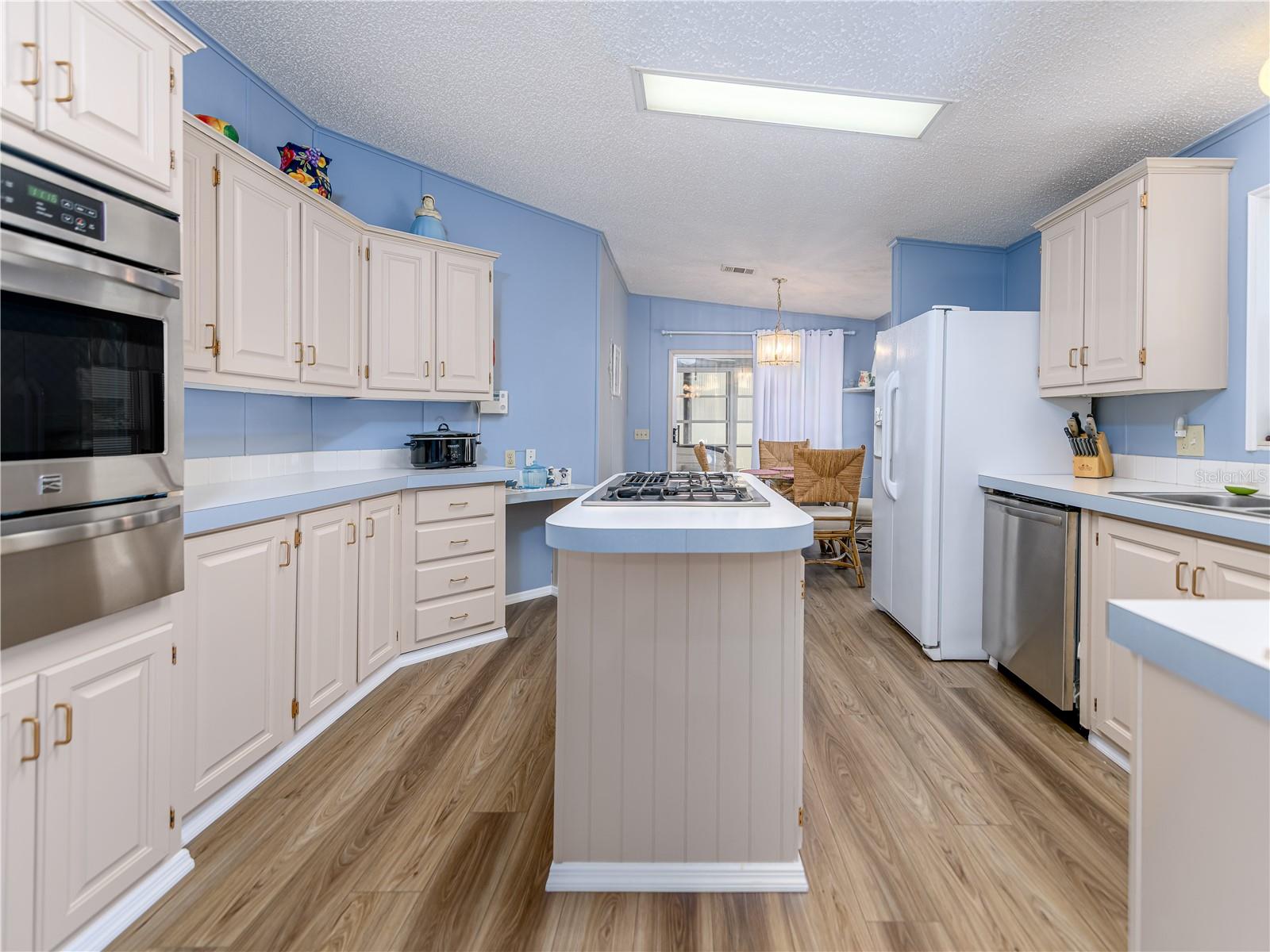 Image 3 of 40 For 4050 Carefree Way