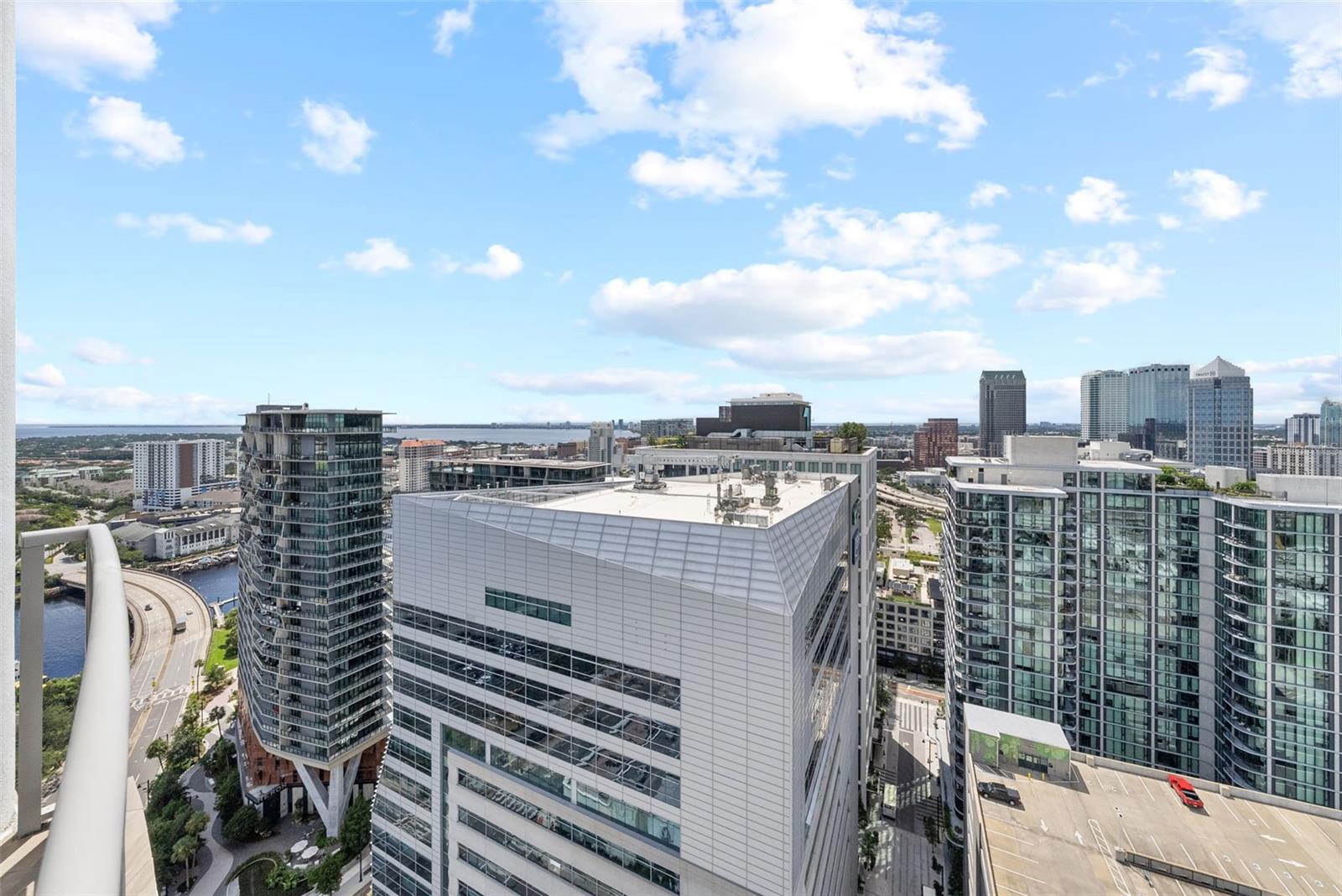 Listing photo id 35 for 449 12th Street 2801