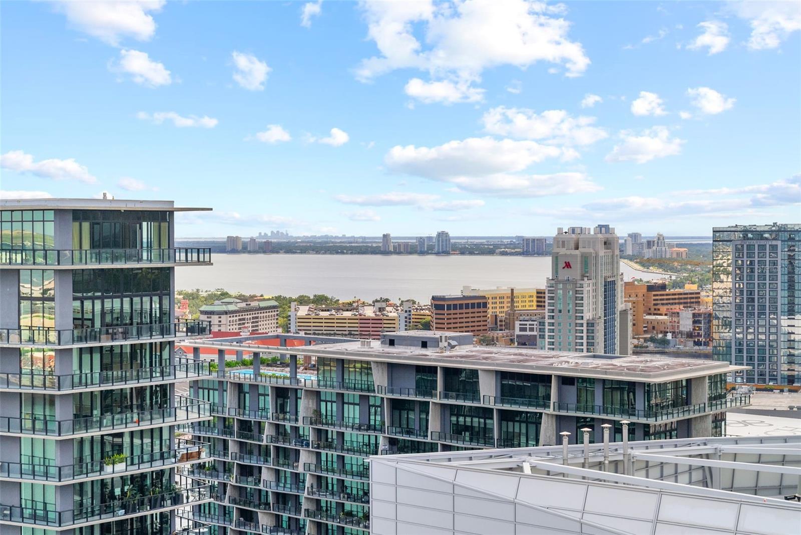Listing photo id 40 for 449 12th Street 2801