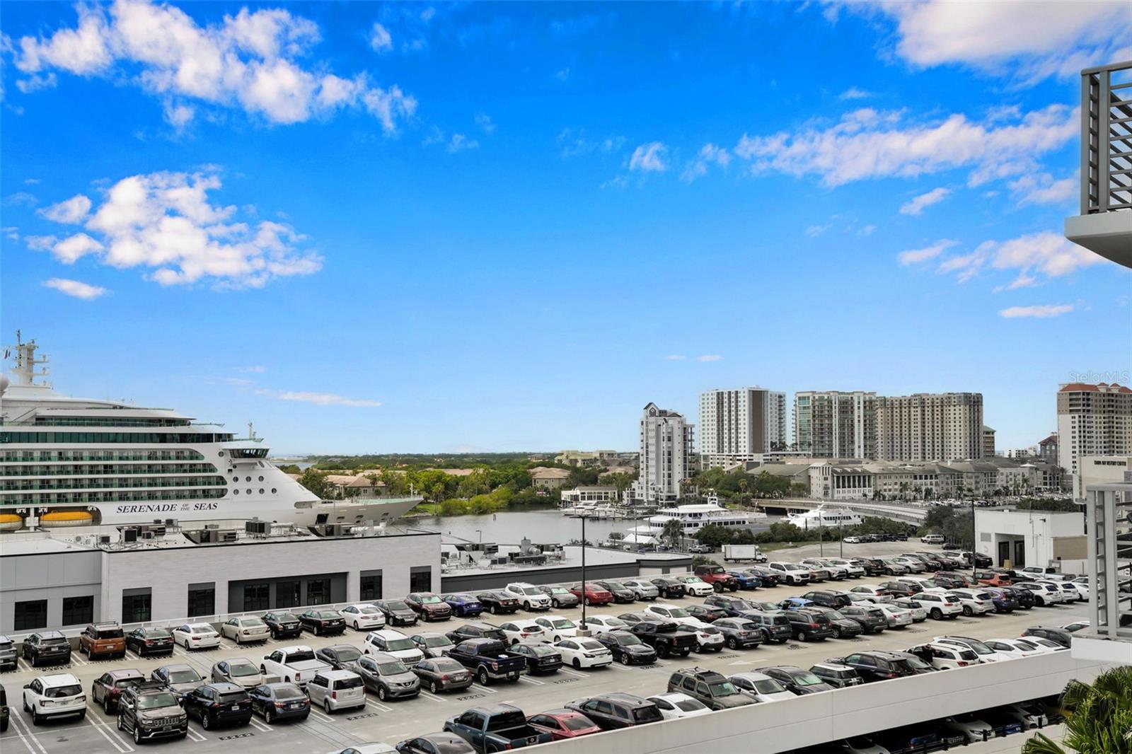 Listing photo id 7 for 449 12th Street 2801