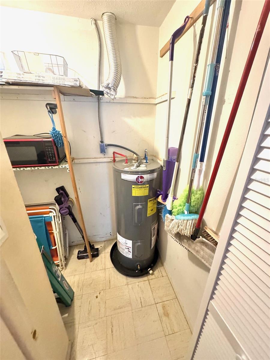 Listing photo id 13 for 4367 Tahitian Gardens Circle B