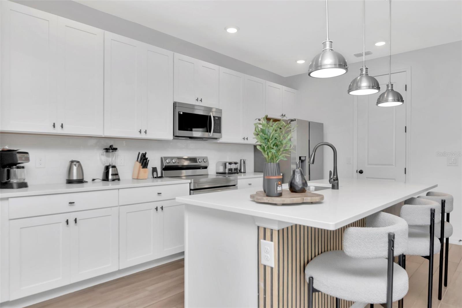 Image 23 of 50 For 2260 Derwent Drive