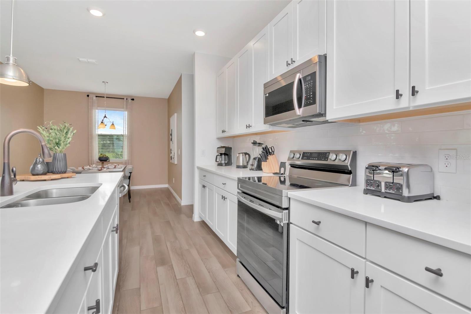 Image 26 of 50 For 2260 Derwent Drive