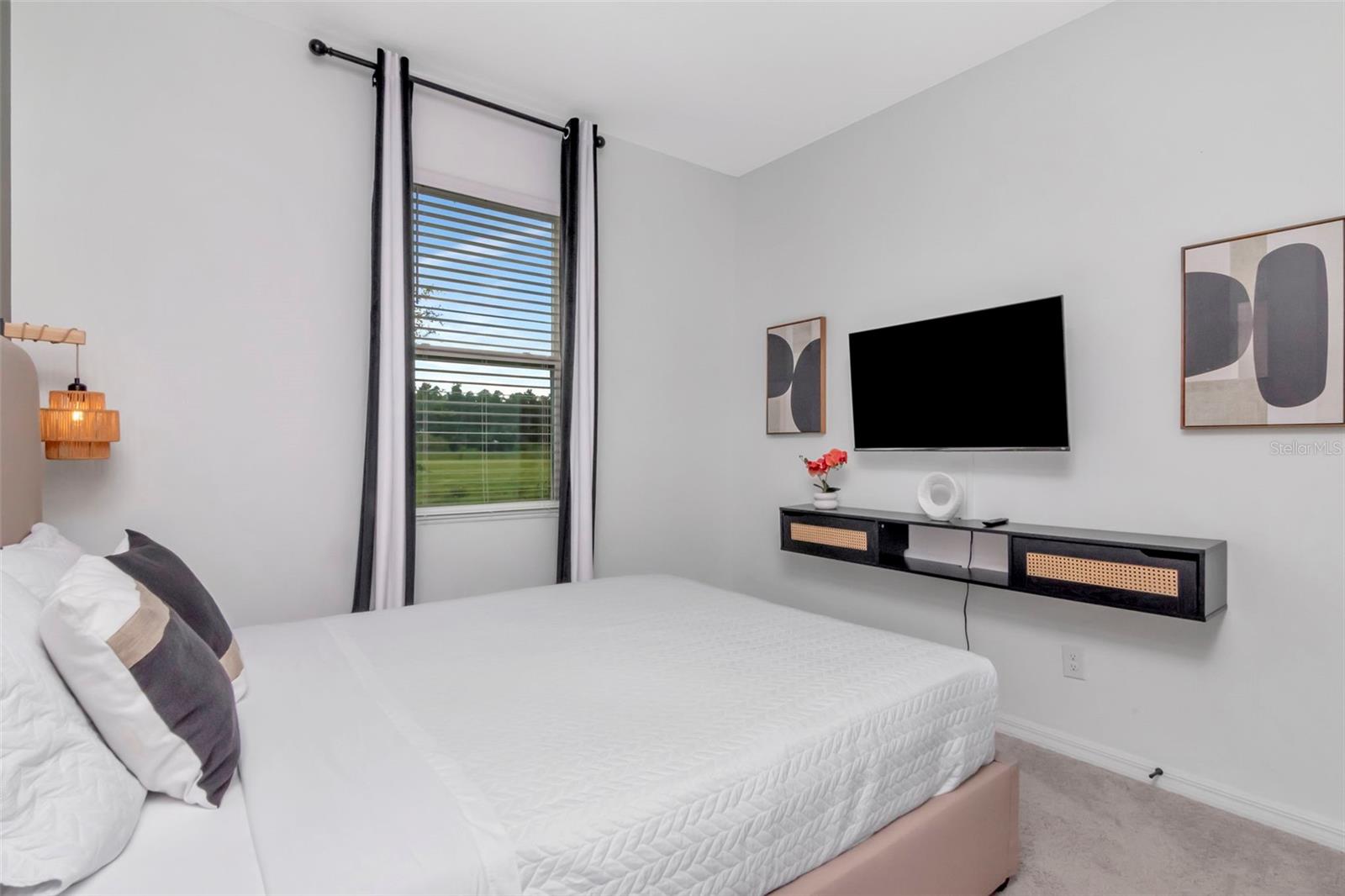 Image 29 of 50 For 2260 Derwent Drive