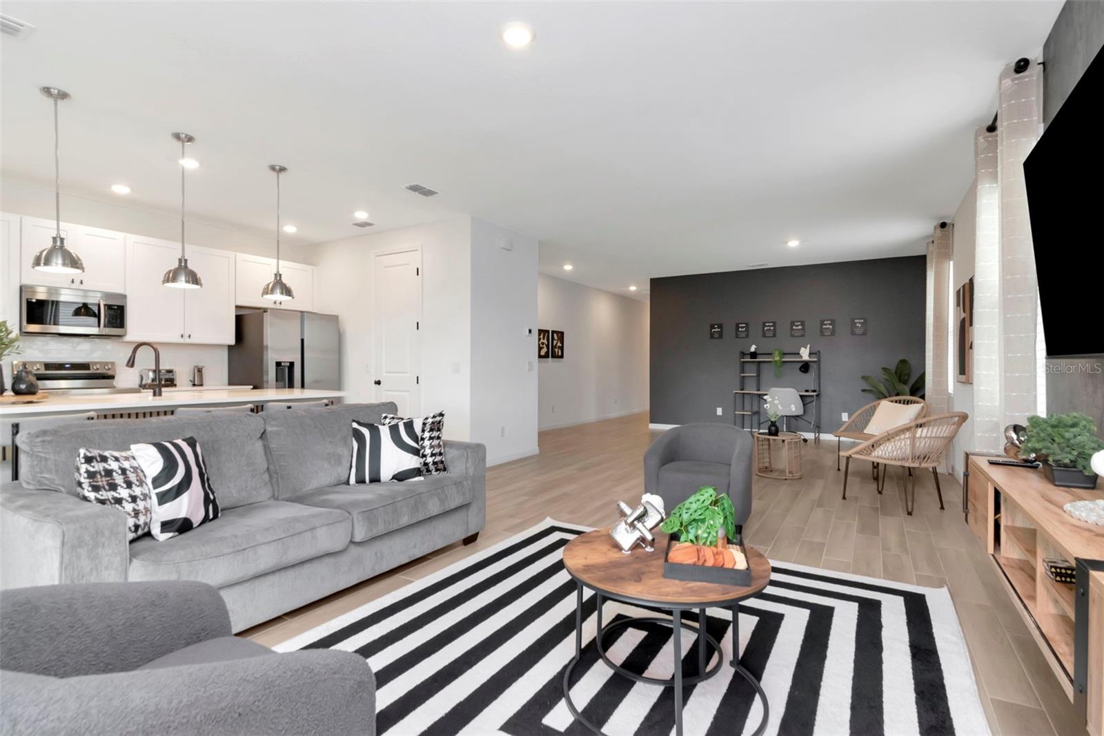 Image 7 of 50 For 2260 Derwent Drive