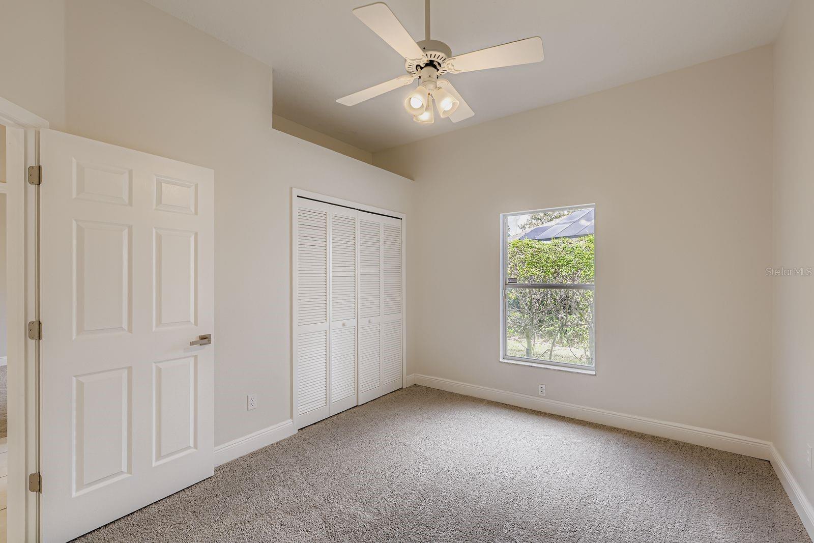 Image 18 of 28 For 14378 Stamford Circle