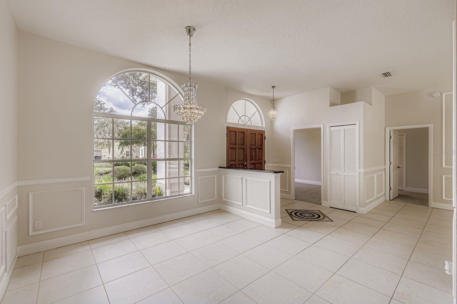 Image 8 of 28 For 14378 Stamford Circle