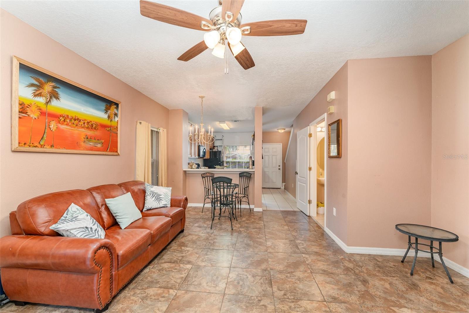 Image 5 of 14 For 807 Chelsea Drive