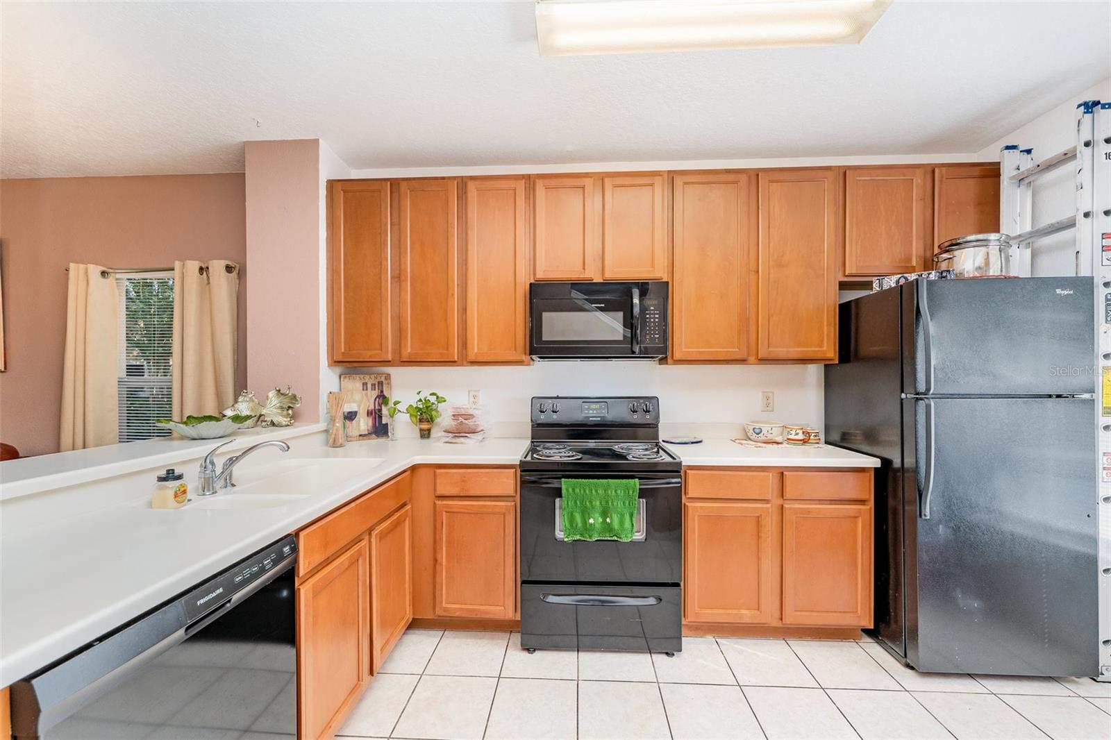 Image 6 of 14 For 807 Chelsea Drive