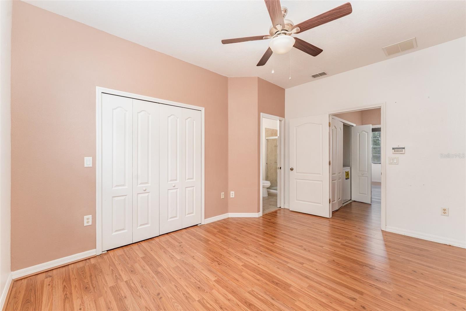 Image 9 of 14 For 807 Chelsea Drive