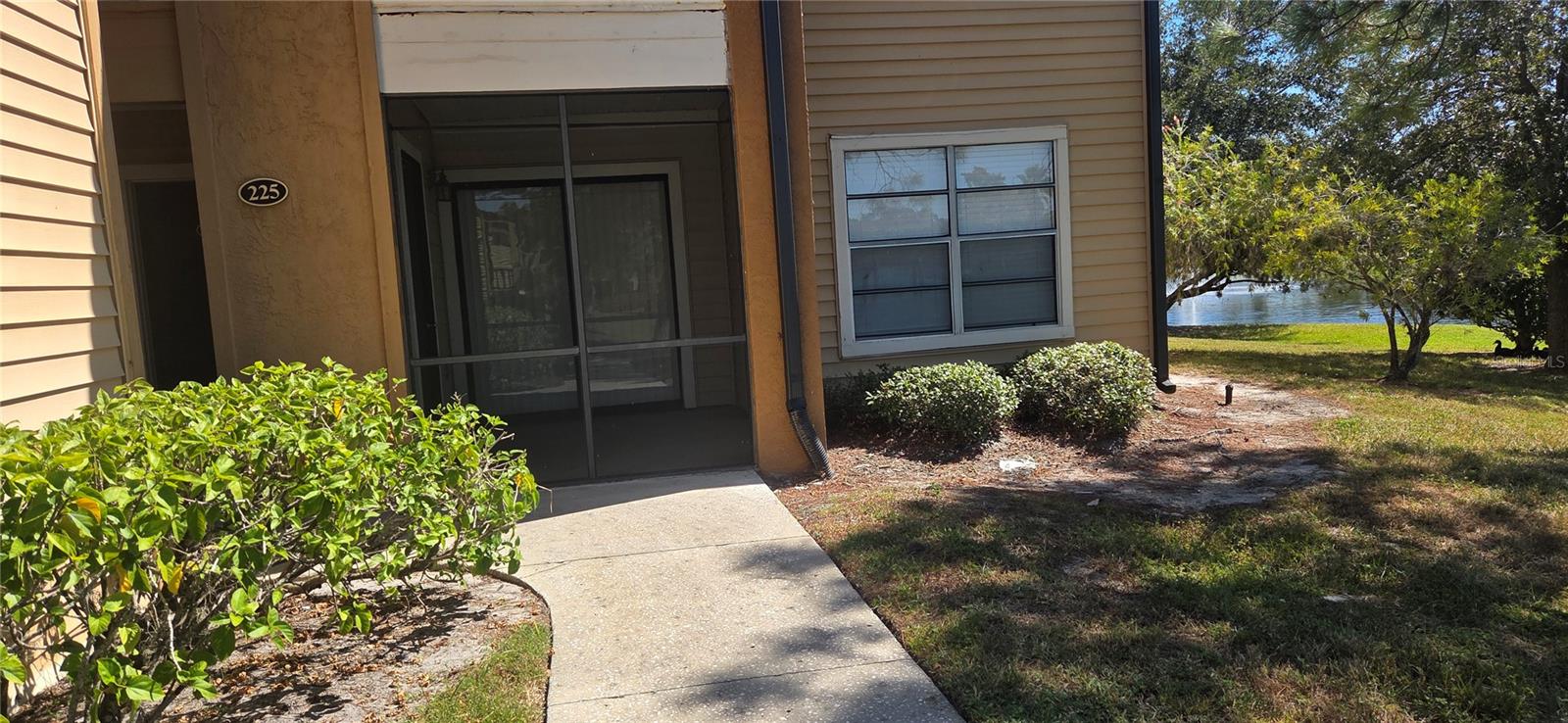 Image 6 of 56 For 500 Belcher Road S 225