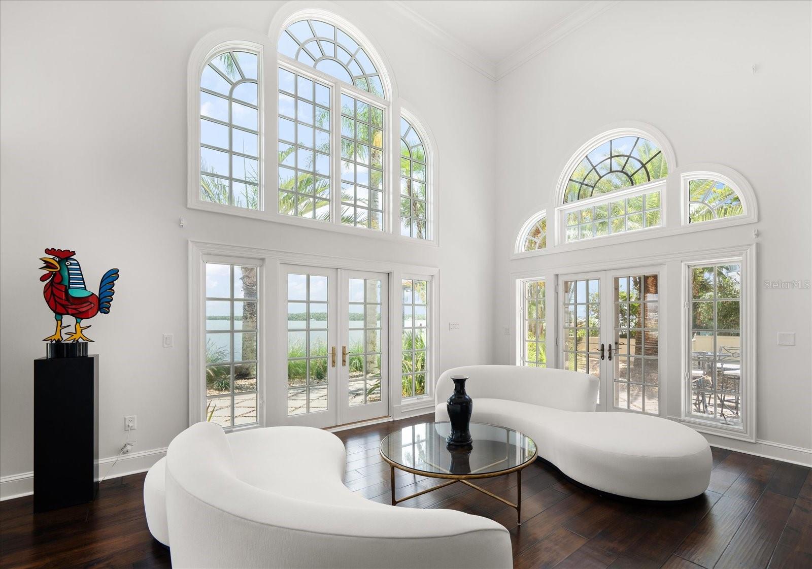 Image 10 of 87 For 1021 Bay Esplanade