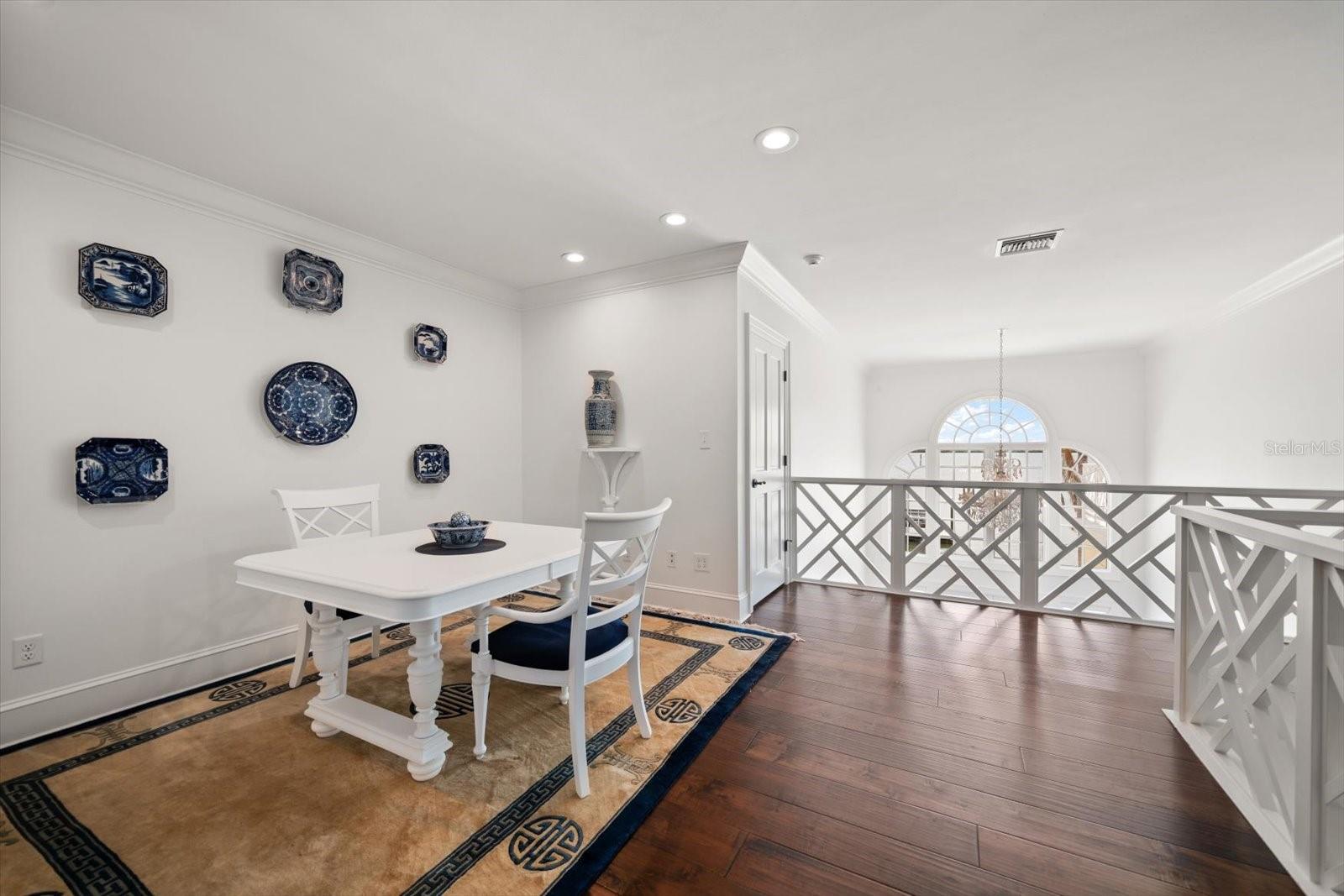 Image 48 of 87 For 1021 Bay Esplanade