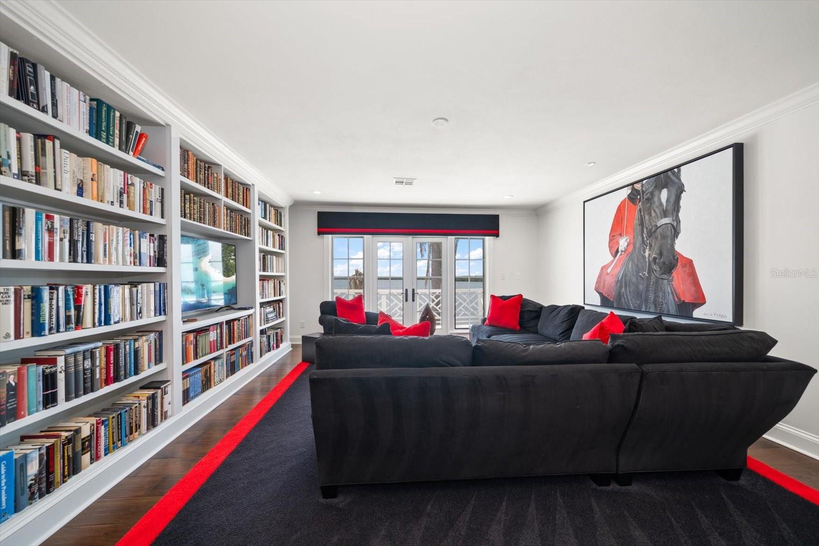 Image 53 of 87 For 1021 Bay Esplanade