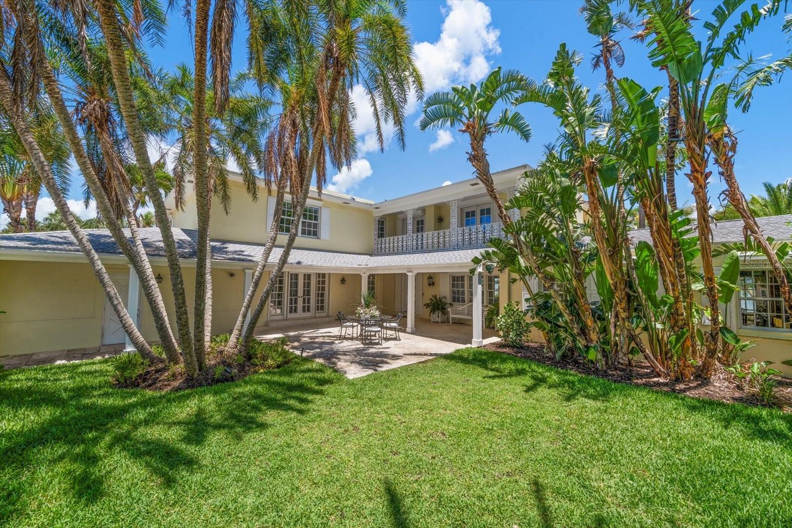 Image 63 of 87 For 1021 Bay Esplanade