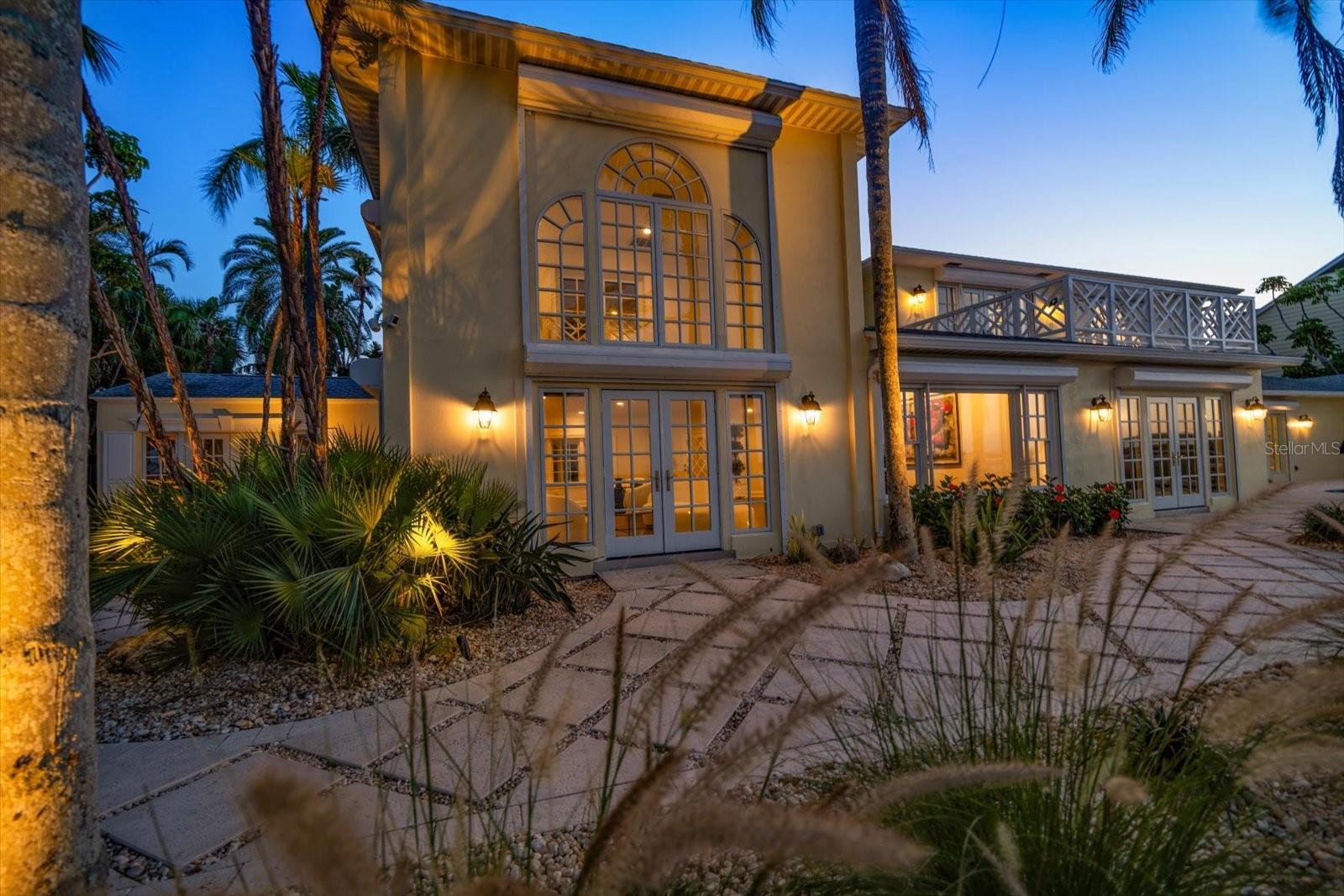 Image 79 of 87 For 1021 Bay Esplanade