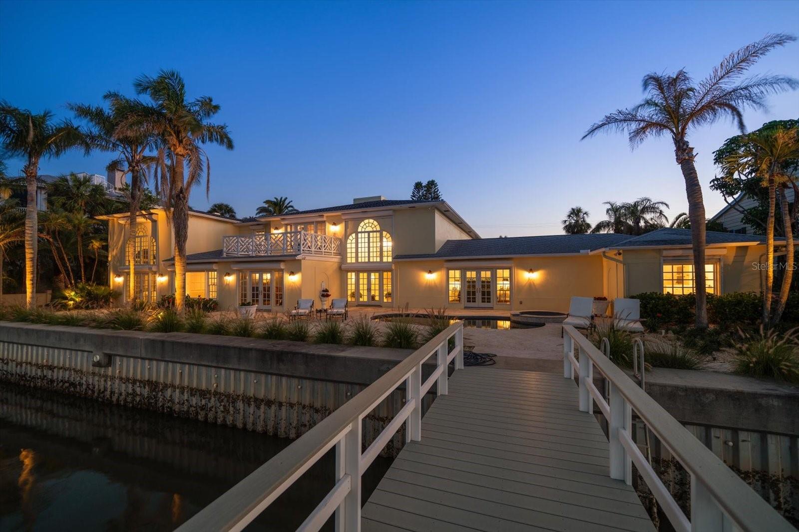 Image 81 of 87 For 1021 Bay Esplanade