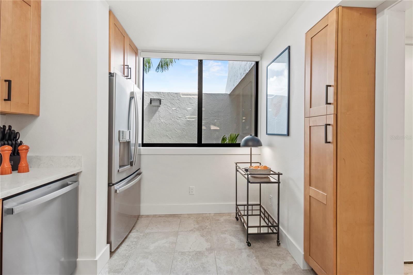 Image 6 of 81 For 806 Bayport Way 806