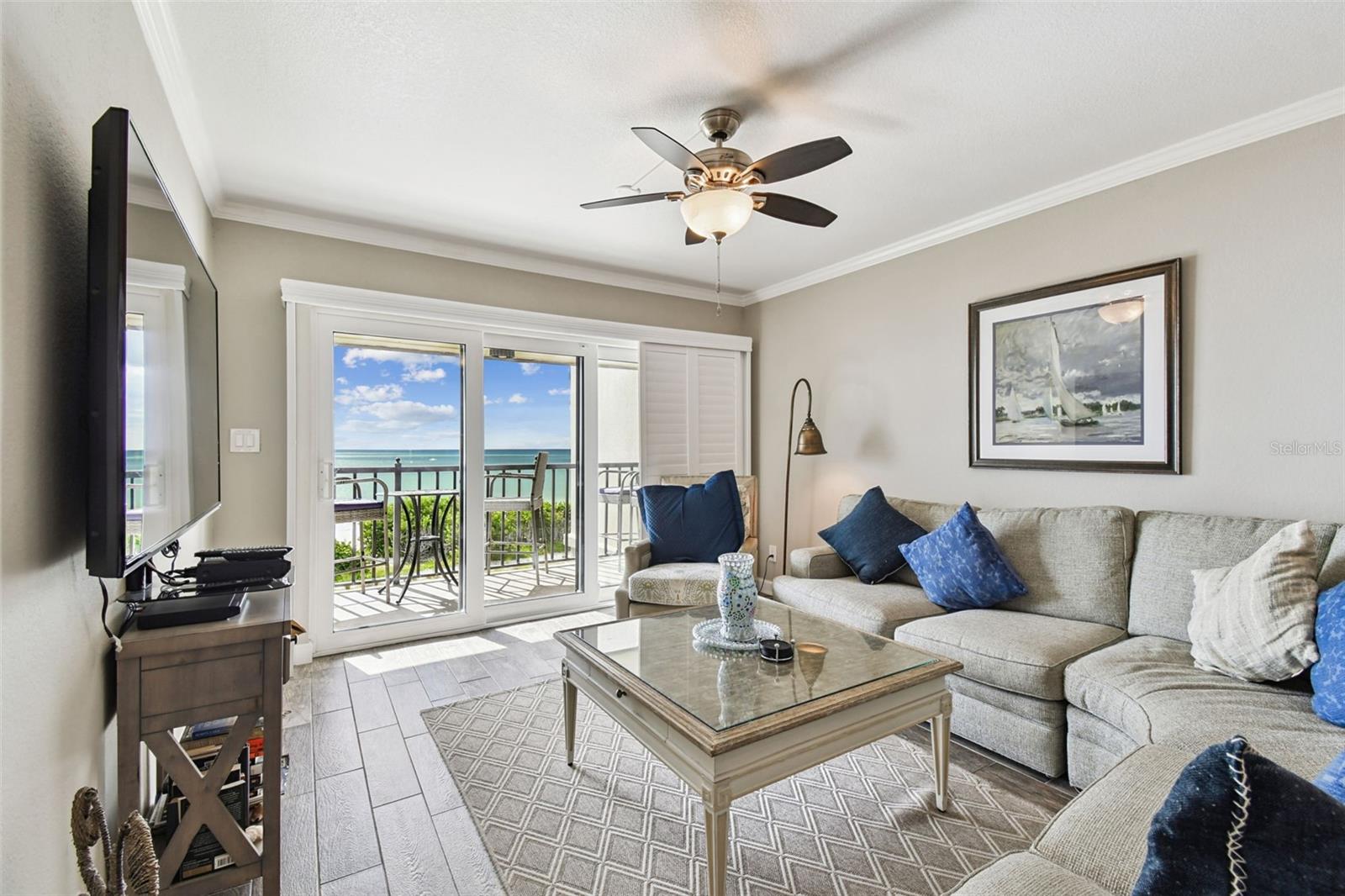 Image 18 of 81 For 7532 Bayshore Drive 402