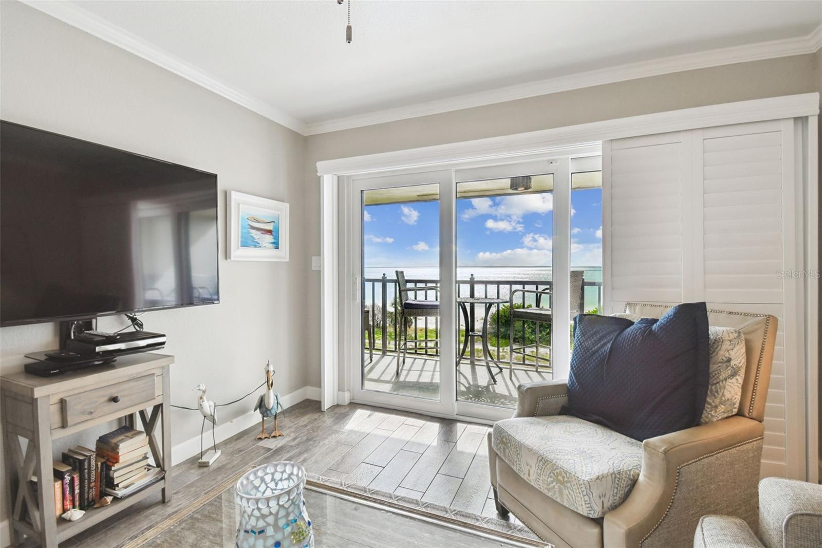 Image 20 of 81 For 7532 Bayshore Drive 402