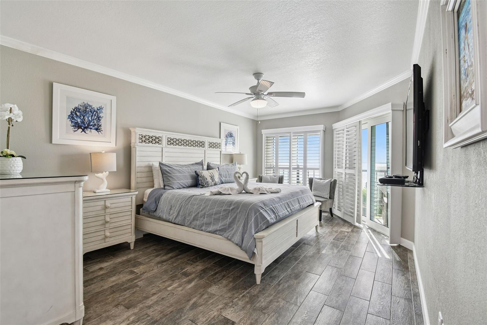 Image 27 of 81 For 7532 Bayshore Drive 402