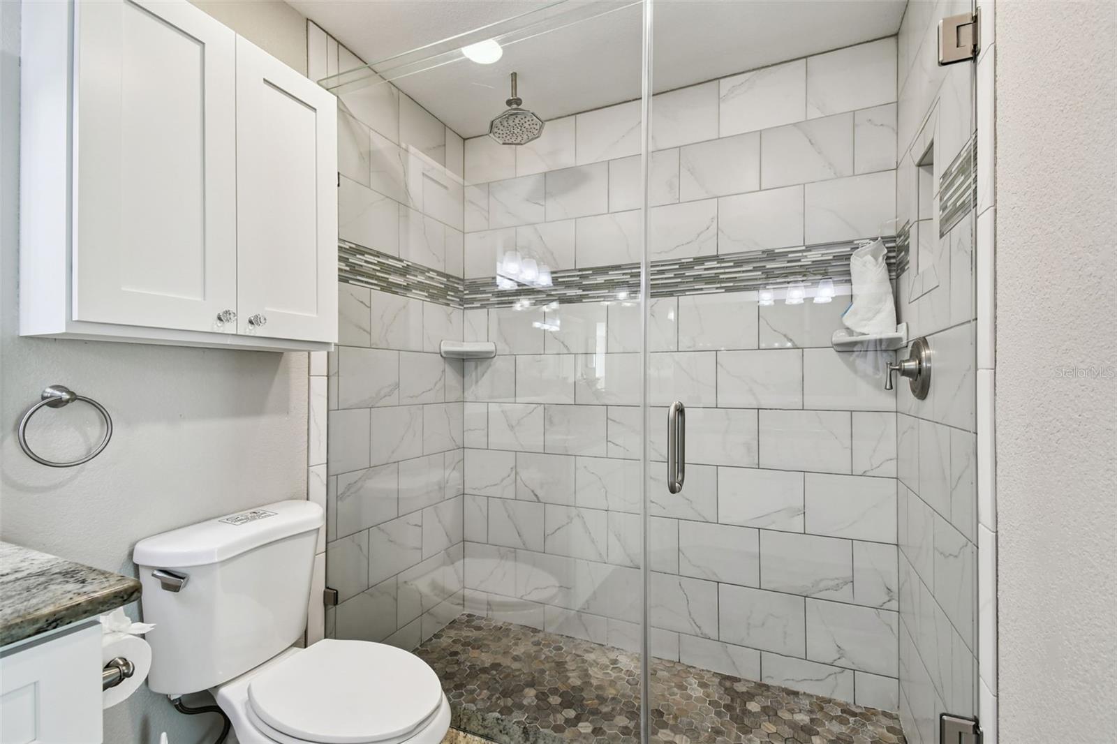 Image 32 of 81 For 7532 Bayshore Drive 402