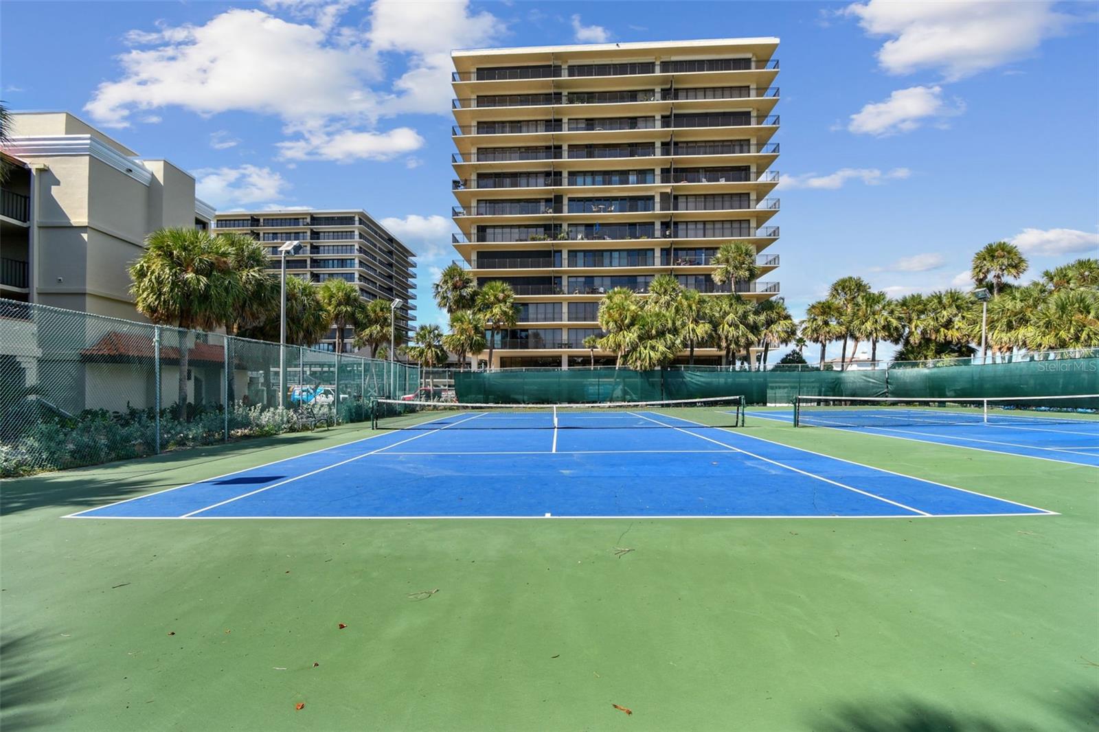 Image 41 of 81 For 7532 Bayshore Drive 402