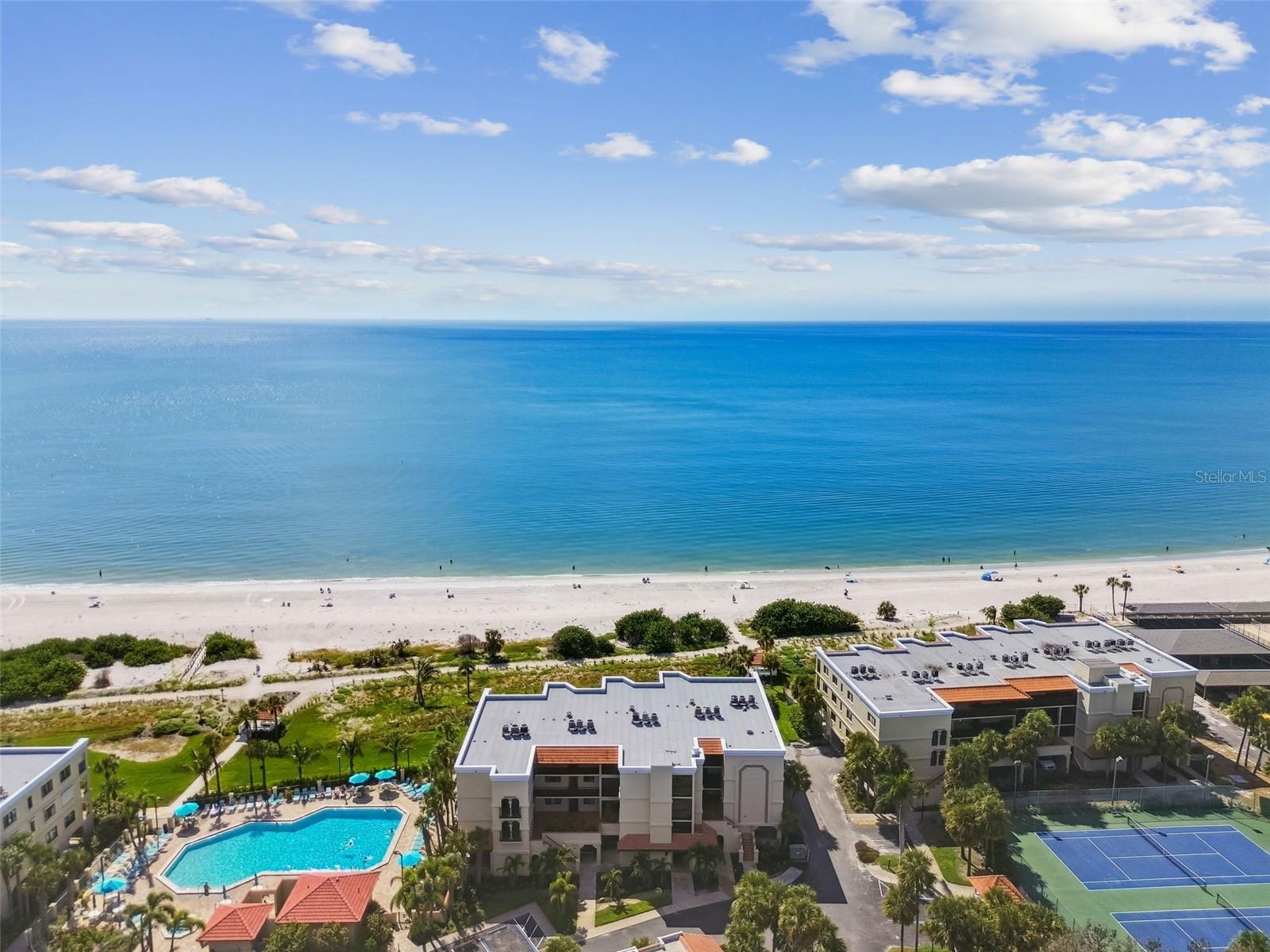 Image 63 of 81 For 7532 Bayshore Drive 402