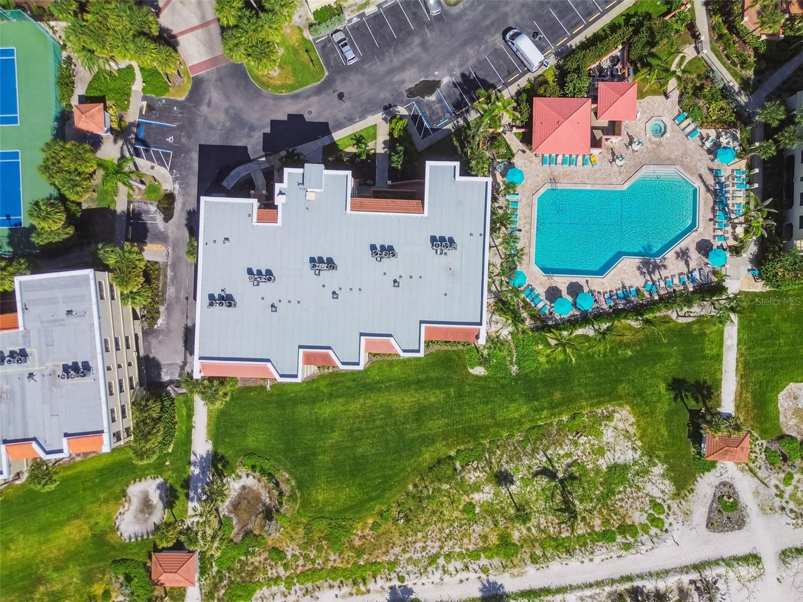 Image 65 of 81 For 7532 Bayshore Drive 402