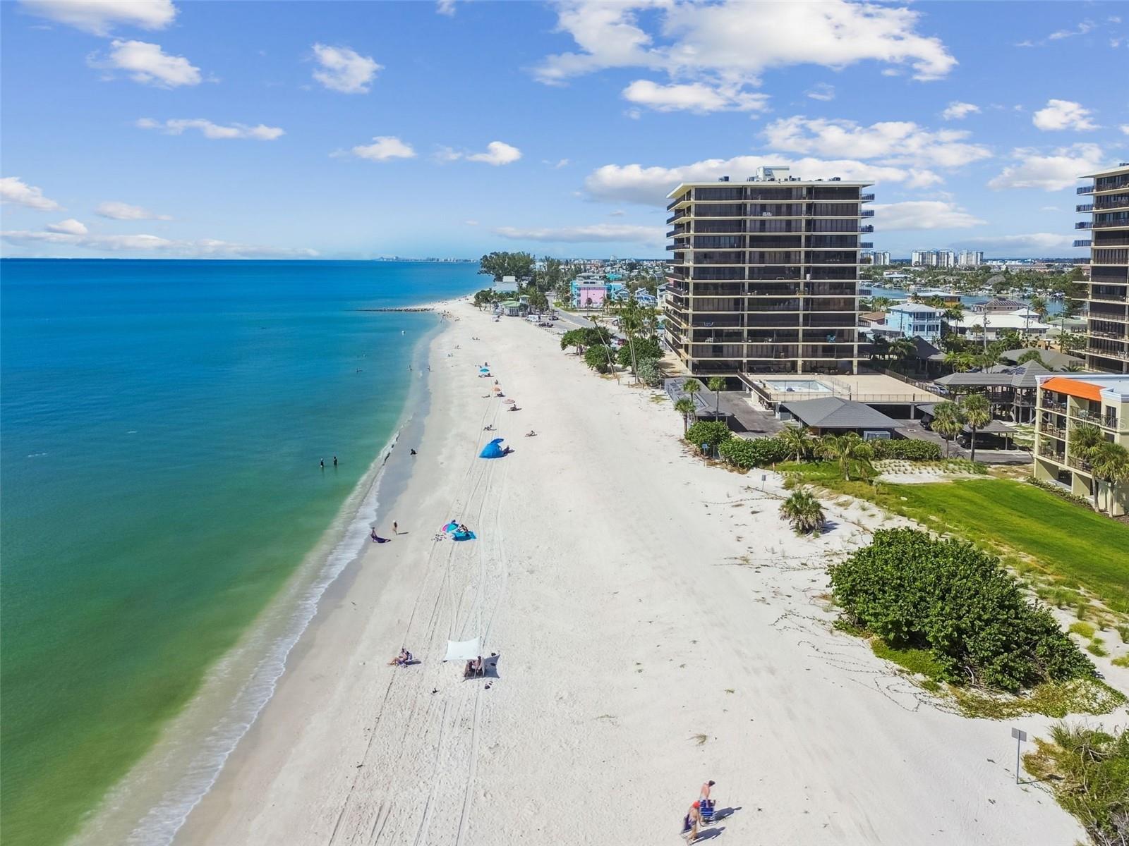 Image 70 of 81 For 7532 Bayshore Drive 402