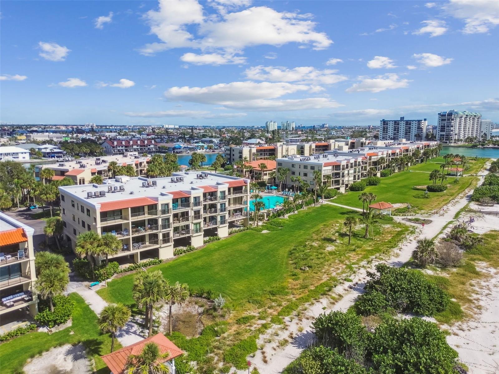Image 72 of 81 For 7532 Bayshore Drive 402