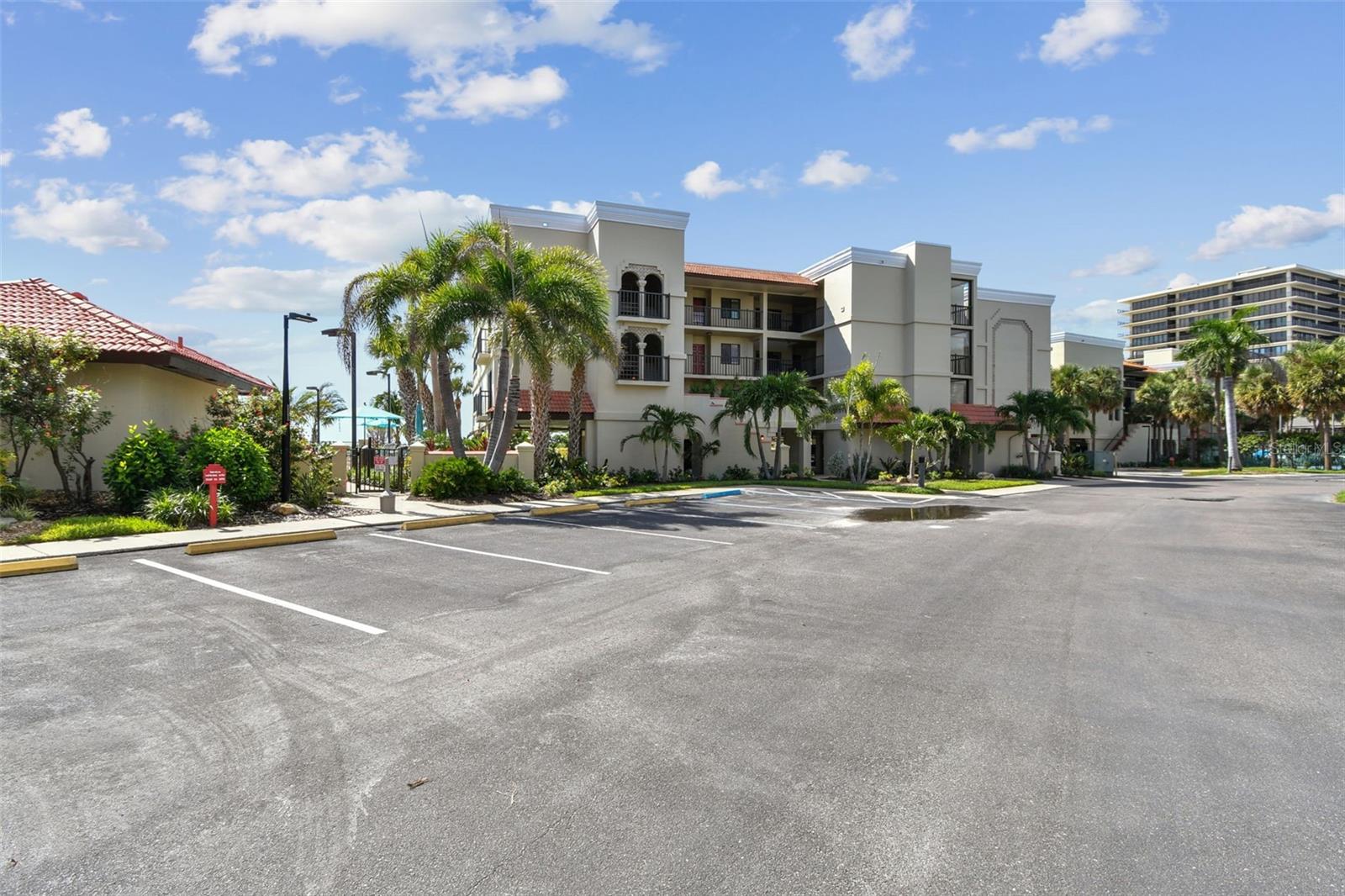 Image 79 of 81 For 7532 Bayshore Drive 402