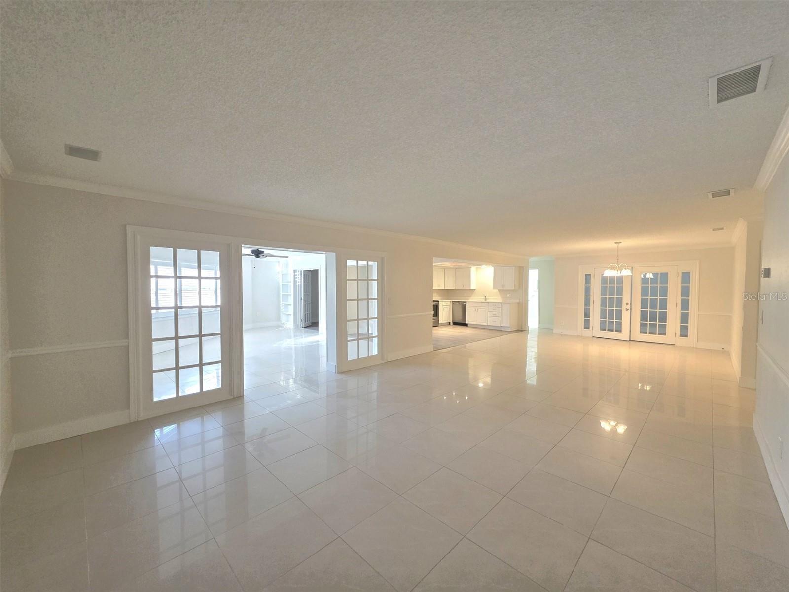 Image 12 of 41 For 2253 Heron Circle