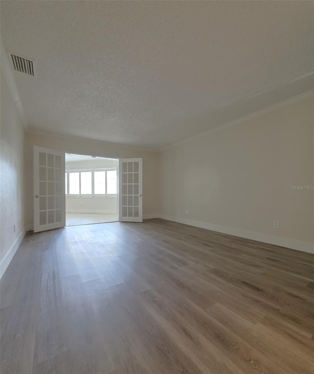 Image 18 of 41 For 2253 Heron Circle