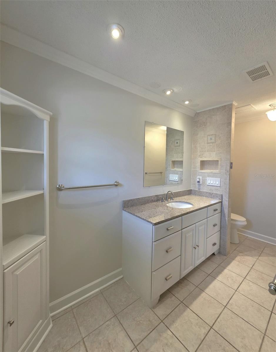 Image 22 of 41 For 2253 Heron Circle