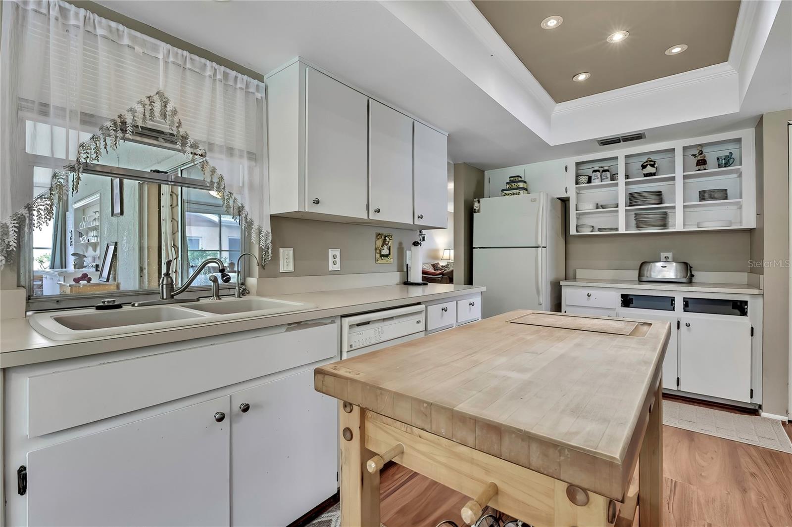 Image 11 of 72 For 6517 Ocean Pines Lane