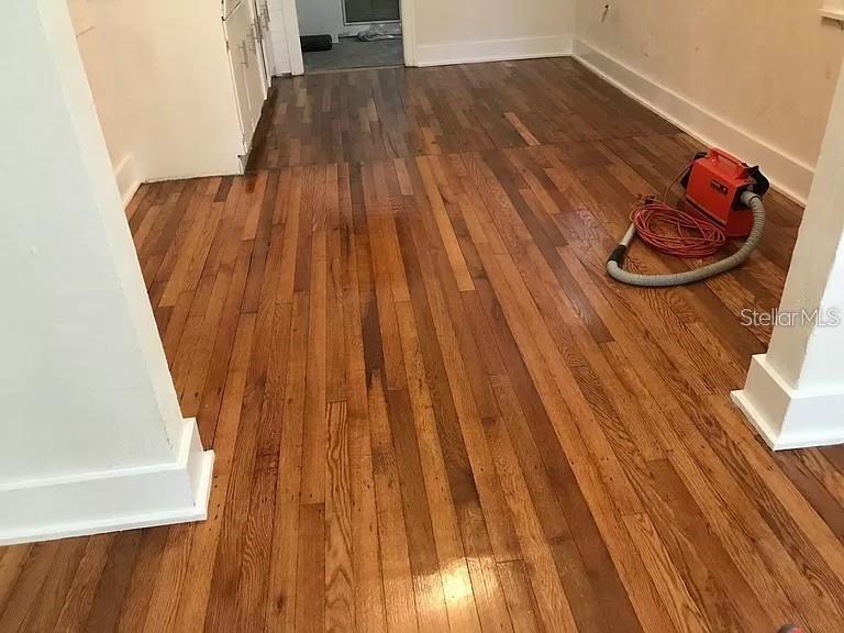 Image 5 of 9 For 545 15th Avenue S