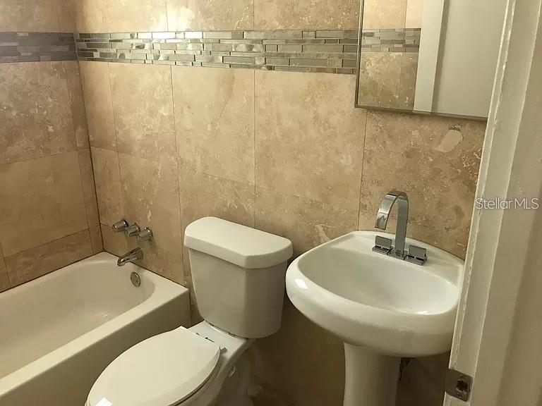 Image 7 of 9 For 545 15th Avenue S