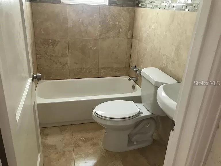 Image 8 of 9 For 545 15th Avenue S