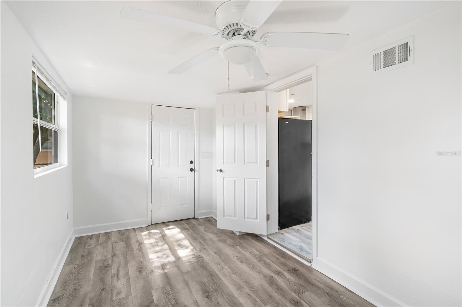 Image 17 of 21 For 1159 Engman Street