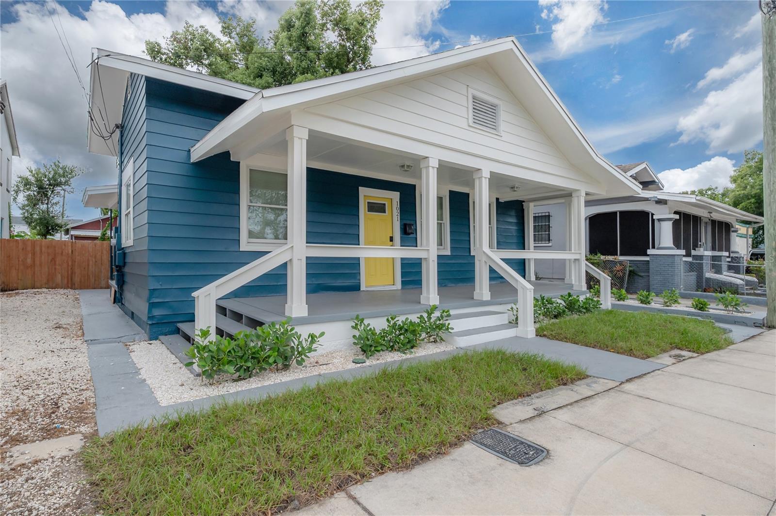Image 2 of 46 For 1021 Columbus Drive
