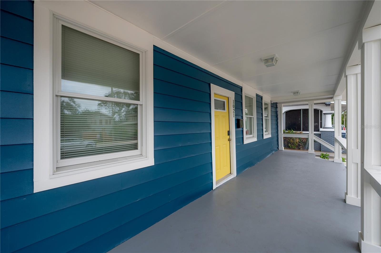 Image 3 of 46 For 1021 Columbus Drive