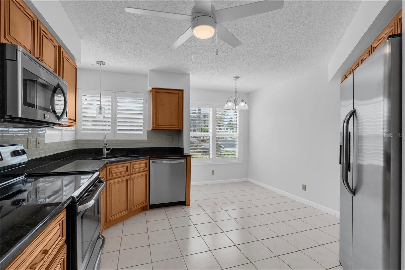 Image 12 of 38 For 6000 Bahia Del Mar Circle 132