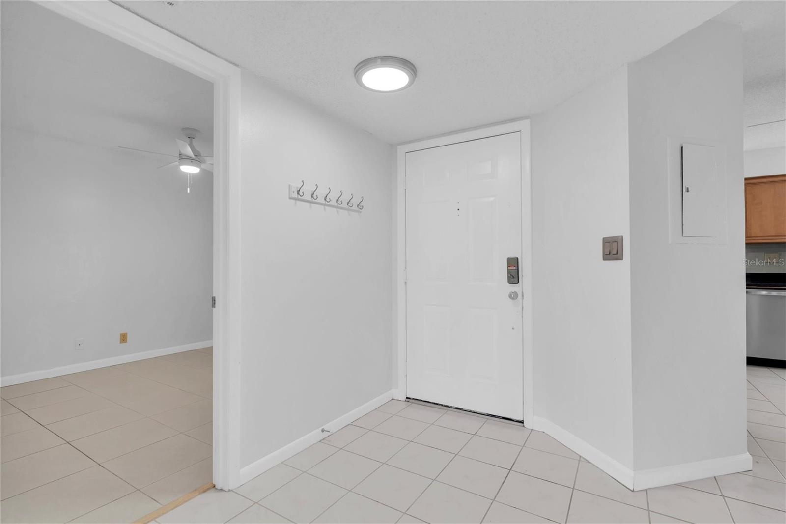 Image 5 of 38 For 6000 Bahia Del Mar Circle 132
